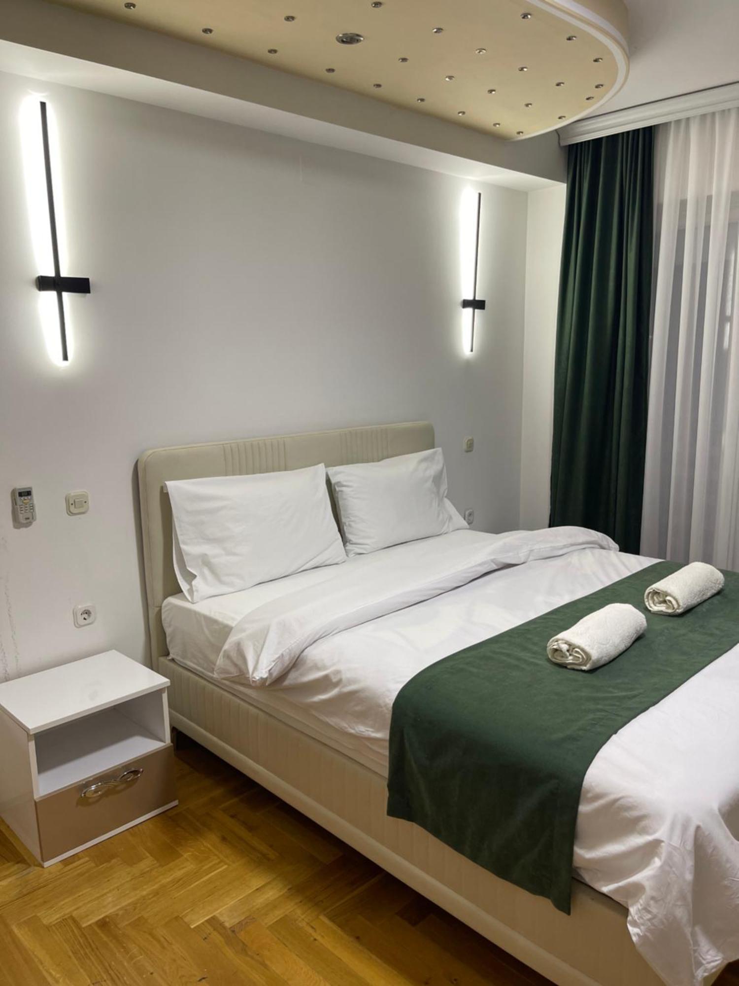 Front Beach Exclusive Apartments 斯特鲁加 外观 照片